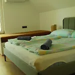Yellow Rose Apartament